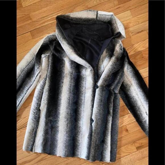 Adrienne Landau Reversible Faux Fur Jacket - Picture 1 of 4